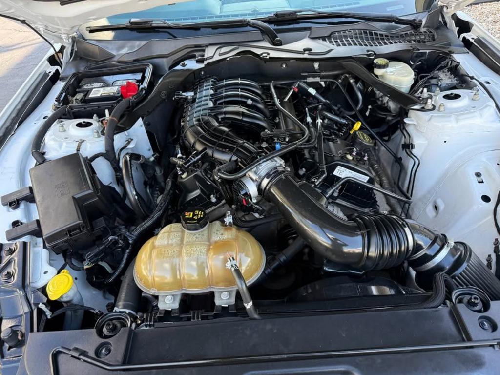 2015 Ford Mustang V6 - Photo 10