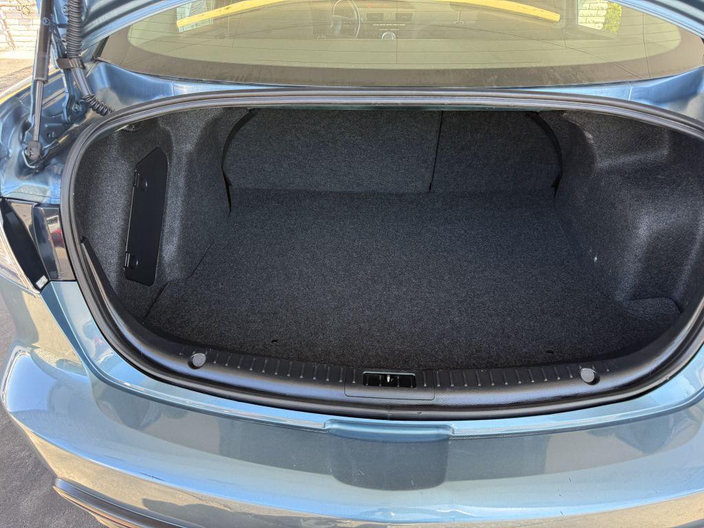 2010 Mazda MAZDA3 i Touring - Photo 7
